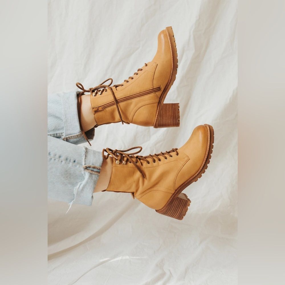 NEW Seychelles Irresistible Combat Boots 10 TAN - Picture 2 of 10